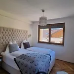 Rocks Апартаменты